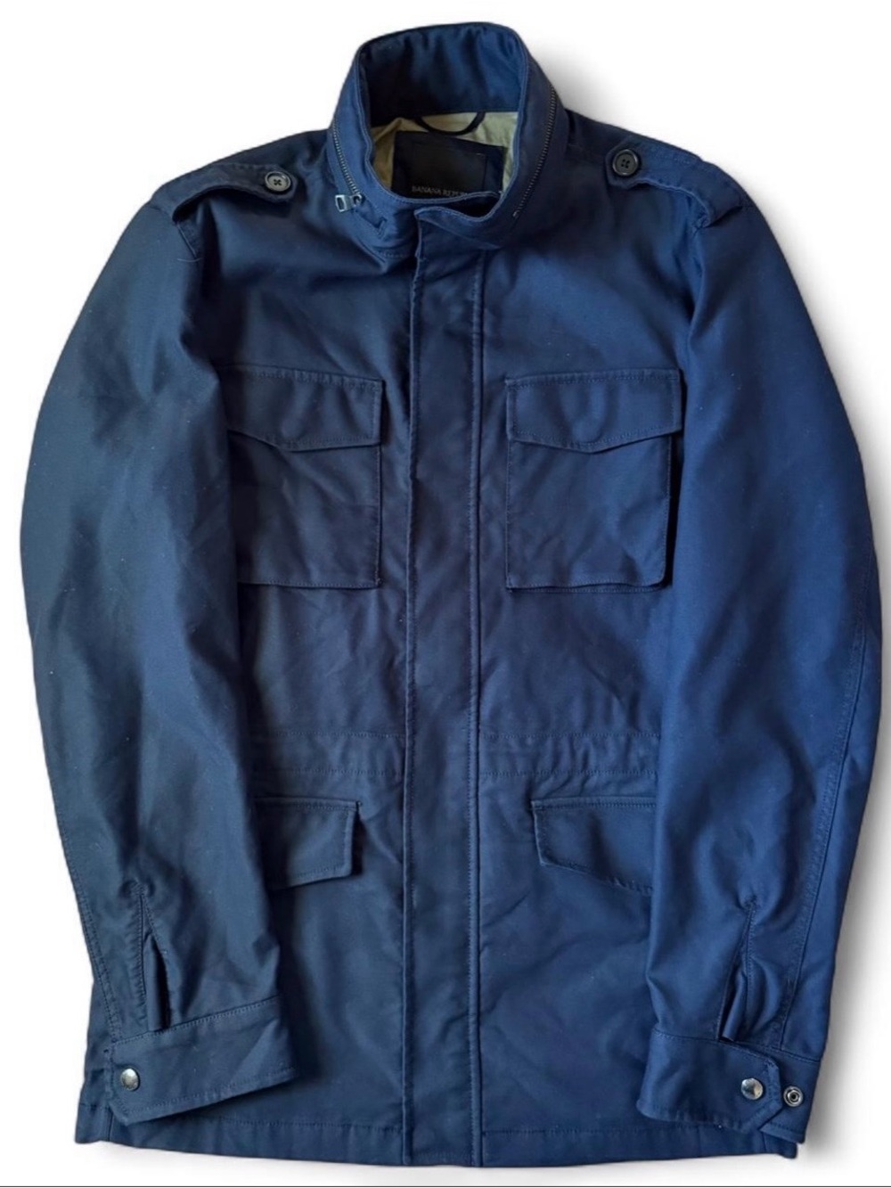 Banana Republic BR+
Water-Resistant/Repellent Military Field
Jacket in navy blue